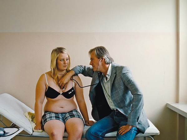 Melanie Lenz jako walcząca z otyłością nastolatka.