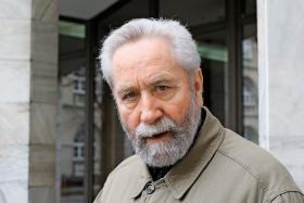 Janusz Bazydło, członek zespołu „Spotkań” (kierował też lubelskim oddziałem pisma „Więź”)