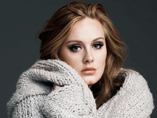 Adele Adkins (22 lata) – soulowo-popowa diwa, w tym roku niekwestionowany numer 1 brytyjskiej wokalistyki