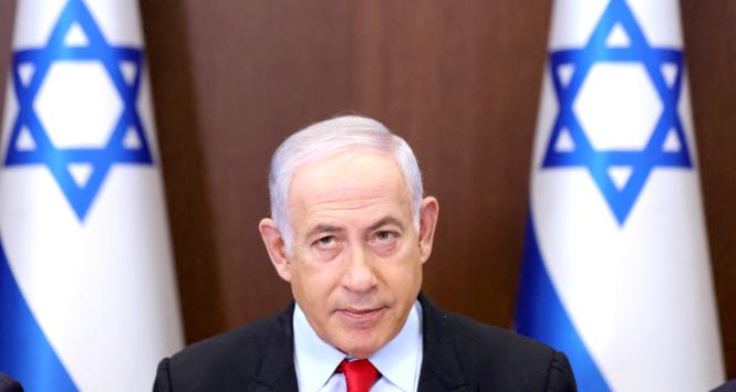 Beniamin Netanjahu nie jest premierem gotowym brać odpowiedzialność, jest za to zręczny w cynicznej grze w spychanie winy.