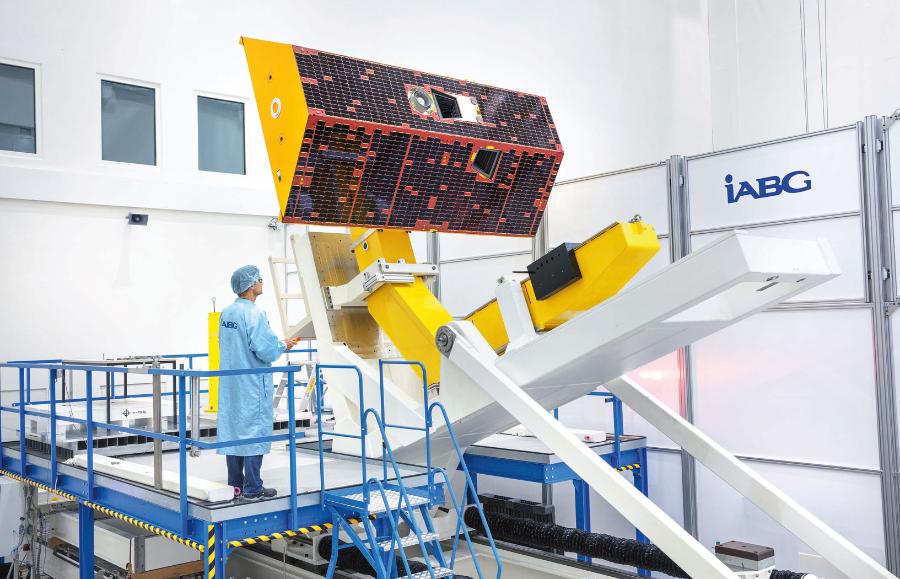 Satelity GRACE-FO przed wystrzeleniem na orbitę. Złożono je w całość w kosmicznym dziale Airbusa w Monachium. W kosmos poleciały w maju 2018 r.