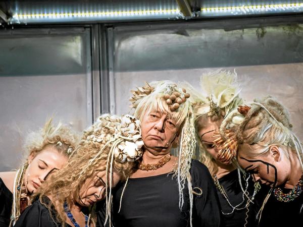 1. „Utwór o matce i ojczyźnie” – najmocniejszy spektakl roku.