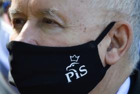 Stawiając na swojskość, religię i nacjonalizm, Kaczyński stworzył opowieść, która zaspokaja pragnienia przedstawicieli bardzo różnych warstw.