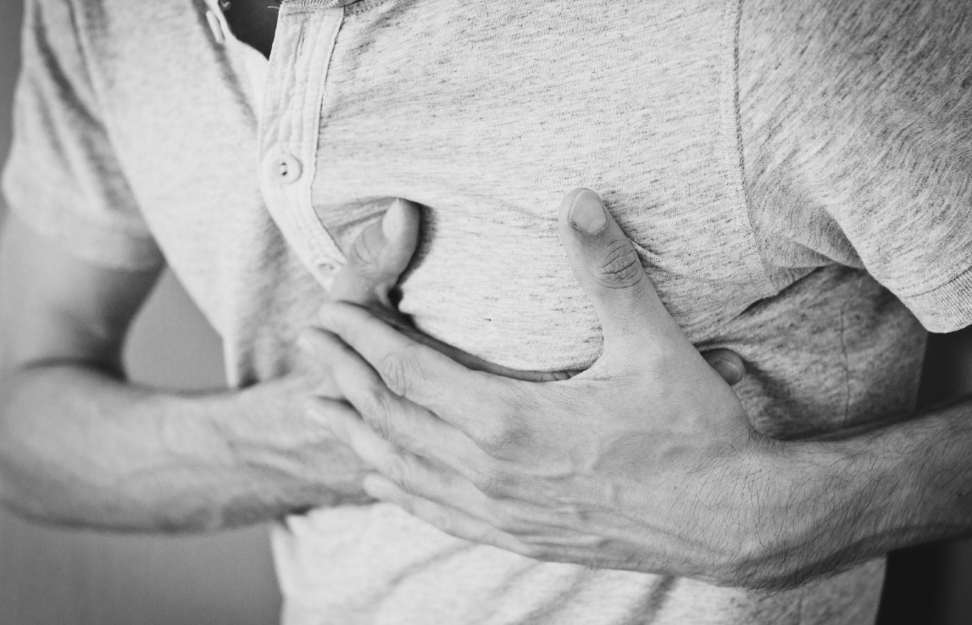 Olbrzymia większość przypadków poszczepiennego zapalenia mięśnia serca przebiega łagodnie i nie wymaga hospitalizacji.