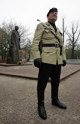 Leszek Wasiak, członek Stronnictwa Narodowego i pułkownik Polskich Drużyn Strzeleckich