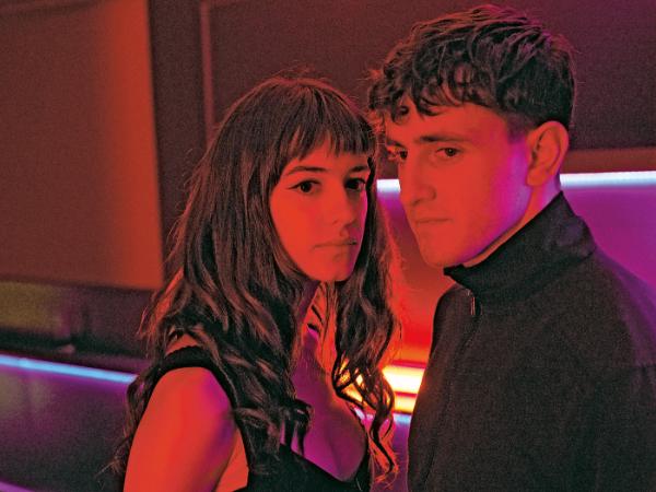 „Normalni ludzie”, reż. Lenny Abrahamson, Hettie Macdonald