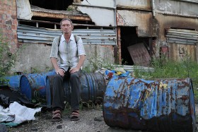 Grzegorz Popielczyk, Przewodniczący „Solidarność” Oddział Żyrardów. Jego zdaniem wywalczona wolność podzieliła działaczy co do losu przemysłu żyrardowskiego. Jedni byli za ratowaniem zakładów, drudzy za prywatyzacją. Ostatecznie nikt na tym nie skorzystał