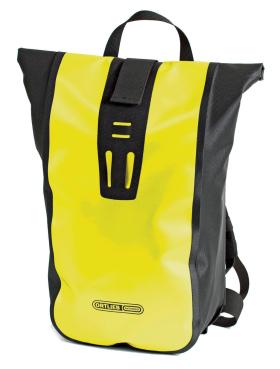 Ten plecak, Ortlieb Velocity - jest rzeczywiście odporny na deszcz i śnieg.