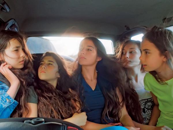 Doğa Zeynep Doğuşlu, Güneş Şensoy, İlayda Akdoğan, Elit İşcan i Tuğba Sunguroğlu
w tureckim dramacie nominowanym do Oscara