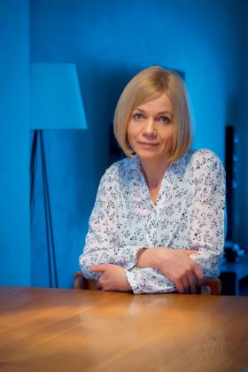 Dr Marzena Cypryańska-Nezlek