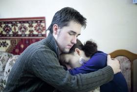 Rodzice Magdy w swym mieszkaniu w Sosnowcu.