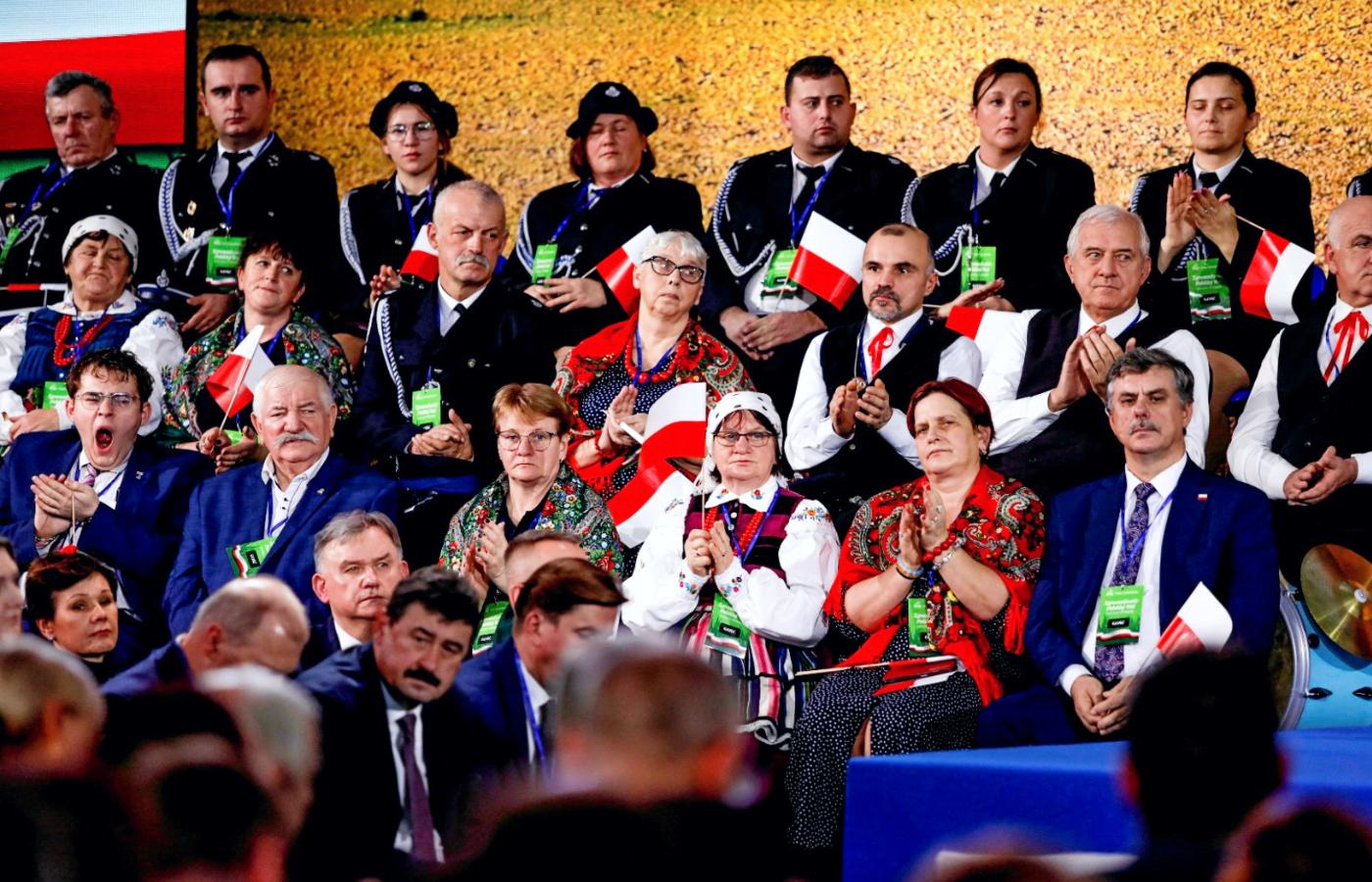 Publiczność na spotkaniu z Jarosławem Kaczyńskim w Przysusze 11 grudnia 2022 r.