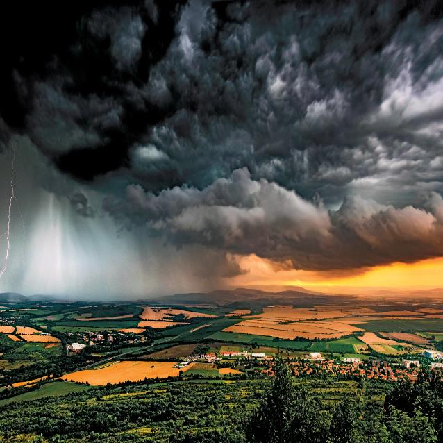 Jeszcze sto lat temu matematyczne prognozowanie warunków atmosferycznych wydawało się mrzonką.