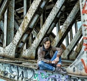 Dawid Ogrodnik: Nie czuję się lepszy z tego powodu, że jestem aktorem. To zawód jak każdy inny.