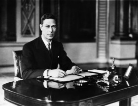 Jerzy VI po wybuchu wojny z Hitlerem odmówił ewakuacji wraz z rodziną z Londynu.