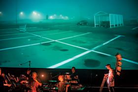 Autorami mówionej „Opery o Polsce” są twórca filmów dokumentalnych Piotr Stasik i kompozytor Artur Zagajewski.