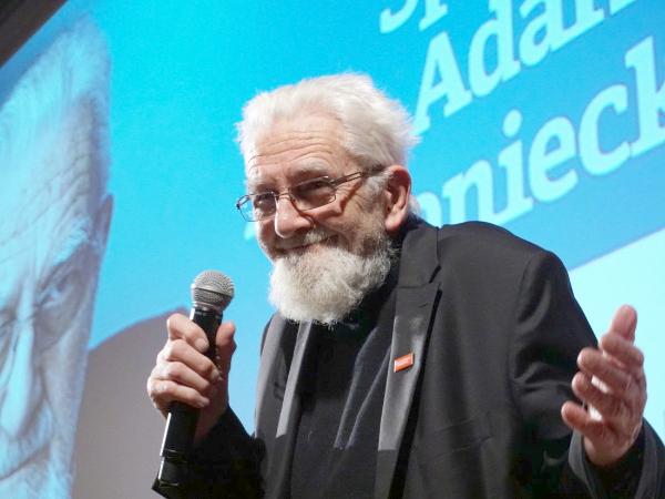 Ks. Adam Boniecki w Muzeum Polin. Warszawa, 1 grudnia 2017 r.