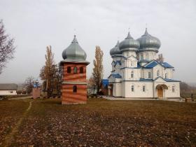 Ukraina konsekwentnie prze na Zachód, ale mowa głównie o jej zachodniej części.