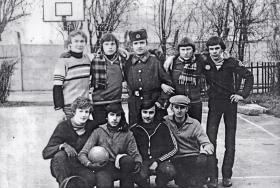 Uczniowie radzieckiej szkoły w Polsce.