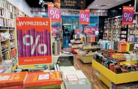 Z płatnościami zalega też sieć Matras, największy konkurent Empiku.