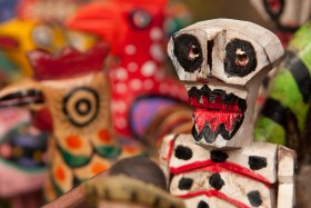 Ten sam motyw groteskowej śmierci obecny jest także w Gwatemali. 1 listopada to święto radości.