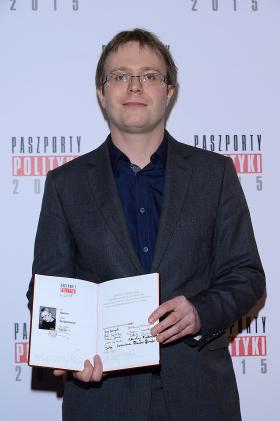 Marcin Świątkiewicz z paszportem POLITYKI