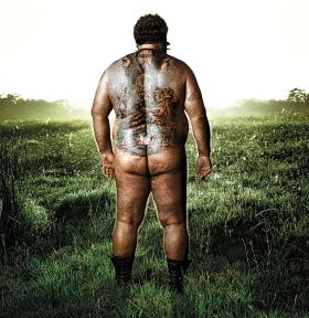 Mężczyzn posiadających tatuaże i piercing cechuje wyższy poziom symetrii ciała, a więc i stabilności rozwojowej.