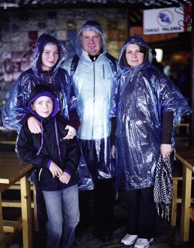 Kto nie uzbroił się w odpowiedni ekwipunek na dole, może to zrobić u góry.