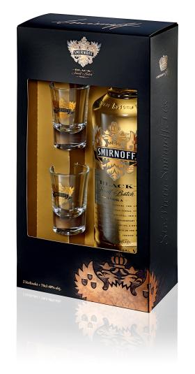 Wódka Smirnoff Black. Klasyczna jak shot przy barze, chłodna jak chuch rosyjskiej zimy, czterokrotnie destylowana wódka, w specjalnym zestawie prezentowym 0,7l., z kieliszkami. Cena: od 49,90 zł.