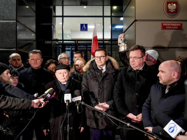 Prezes PiS pod gmachem Prokuratury Krajowej, 24 stycznia 2024 r.