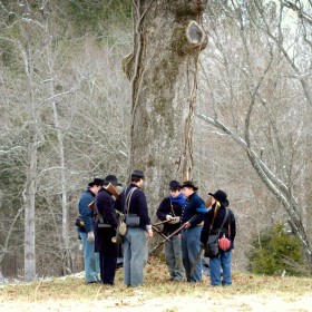 Inna rekonstrukcja wojenna. Fort Henry niedaleko Dover, stan Tennessee.