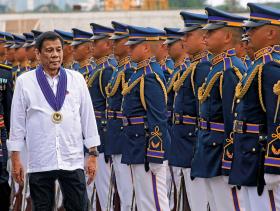 Prezydent Filipin Rodrigo Duterte chętnie dokonałby Holocaustu dilerów i narkomanów.