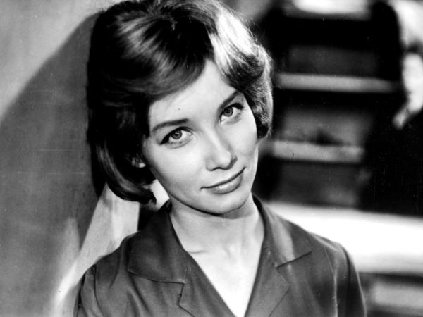 Pola Raksa. Kadr z filmu „Paryż–Warszawa bez wizy”, 1969 r.