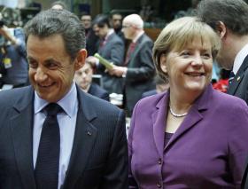 Nicolas Sarkozy i Angela Merkel, czyli główni dyrygenci unijnej orkiestry.