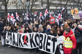 W połowie marca episkopat wydał komunikat wzywający posłów do zajęcia się projektem „Zatrzymaj aborcję”.