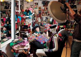 Zofia Borucińska, założycielka galerii Las Rąk Laboratorium Rękodzieł. To nie tylko targ, także szkoła rękodzieła.