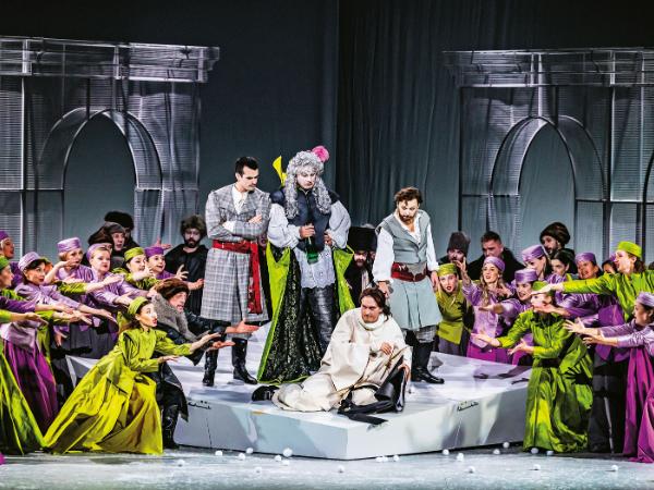 „Straszny dwór”, reż. Jerzy Snakowski