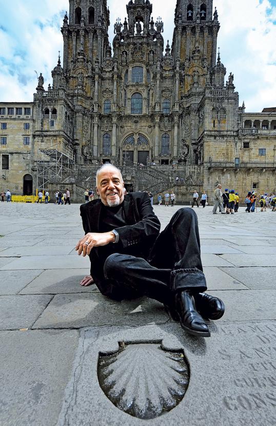 Paulo Coelho (ur. w 1947 r.), pisarz brazylijski, jeden z najpoczytniejszych autorów współczesnych.