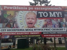 Pseudonaukowa kampania antyszczepionkowców nabiera tempa.