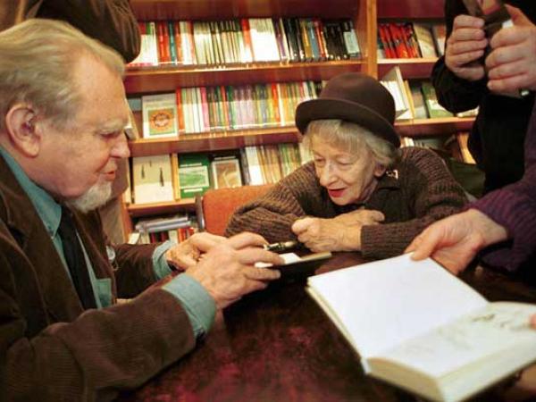 Czesław Miłosz i Wisława Szymborska. Fot. Paweł Ulatowski/Agencja Gazeta