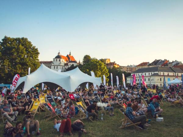 Wschód Kultury – Inne Brzmienia