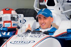 Grand Prix Węgier, sierpień 2006 r. Węgrzy podpisali umowę z organizatora¬mi Formuły 1 na kolejne 5 lat.