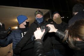 W państwie prawa nie ma miejsca na to, żeby nieumundurowani antyterroryści byli kierowani do atakowania pokojowego protestu.