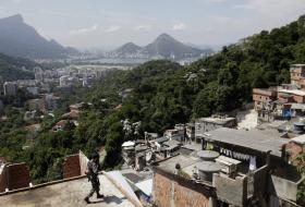 Wielkie metropolie takie jak Rio de Janeiro, Săo Paulo, Salvador, Recife są od lat teatrem wojen narkogangów o kontrolę nad terytoriami, starć między gangami a policją i wojskiem.