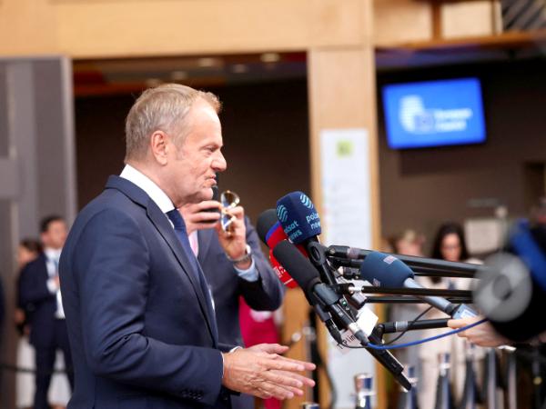 Premier Donald Tusk podczas szczytu poświęconego m.in. następnemu budżetowi UE. 18 czerwca 2026 r.