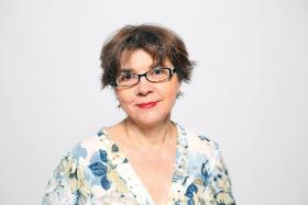 Prof. Joanna Jurewicz