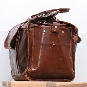 „Kiedy dzieci się śmieją z okularnika, to jednak czasem otrzymują od rodziców sygnał, że to nie jest właściwe. Ale kiedy śmieją się z pedała, bardzo często cieszą się przyzwoleniem rodziców, biskupów, dziennikarzy, polityków.”