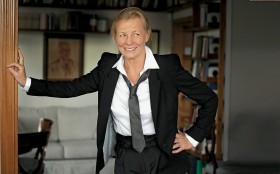 Do startu w wyborach PO namawia swoją stołeczna radną, aktorkę Annę Nehrebecką-Byczewską.