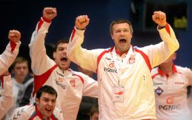 Trener Bogdan Wenta podczas meczu Polska – Chorwacja, Innsbruck 2010.