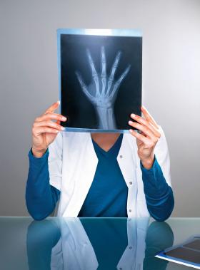 ZIP faktycznie może być uciążliwy dla lekarzy, ale tylko tych nieuważnych lub nieuczciwych, zapewniają w NFZ.